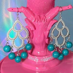Y2K Avenue silver and blue beaded chandelier earrings #fairycore #boho #party